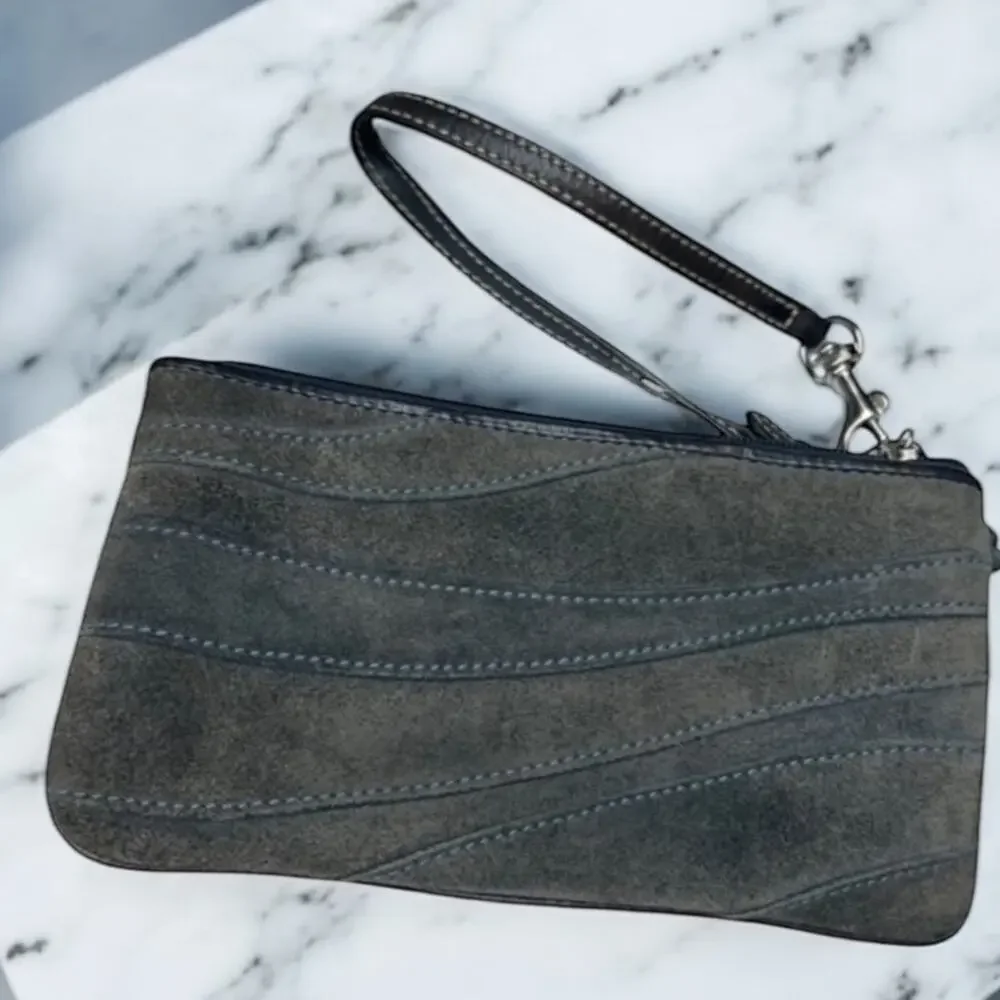 VINTAGE COACH Suede Leather Wristlet Clutch Gray Blue FAST SHIPPING 1010-23